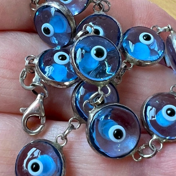 VINTAGE STERLING SILVER BLUE EVIL EYE PROTECTION BRACELET SOLID MADE BEAUTIFUL - Picture 4 of 16